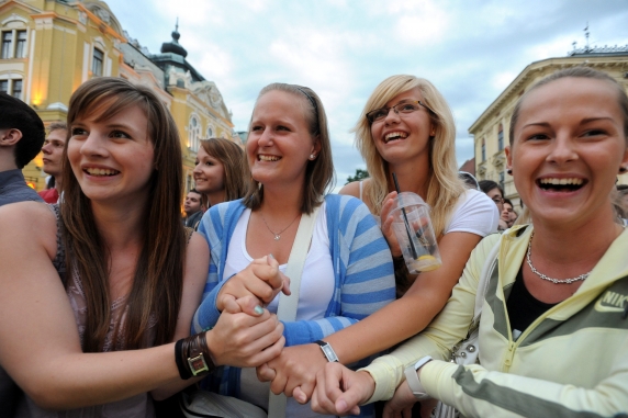 Közel 100 ezer diákot vettek fel a felsőoktatásba - az orvosképzésben idén is a Semmelweis Egyetemre kellett a legtöbb pont (Fotó: MTI) Közel 100 ezer diákot vettek fel a felsőoktatásba - az orvosképzésben idén is a Semmelweis Egyetemre kellett a legtöbb pont (Fotó: MTI)