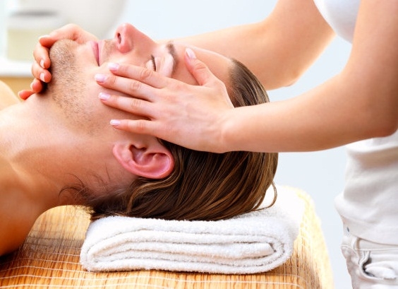 A kiropraktőrök 45 százaléka beszéli meg a kezelés lehetséges mellékhatásait a betegekkel A kiropraktőrök 45 százaléka beszéli meg a kezelés lehetséges mellékhatásait a betegekkel